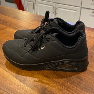 Skechers Black Sneakers - Excellent Condition